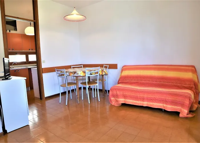 Villaggio Anna *