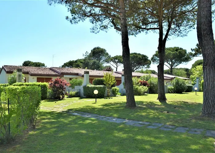 Villaggio Anna *