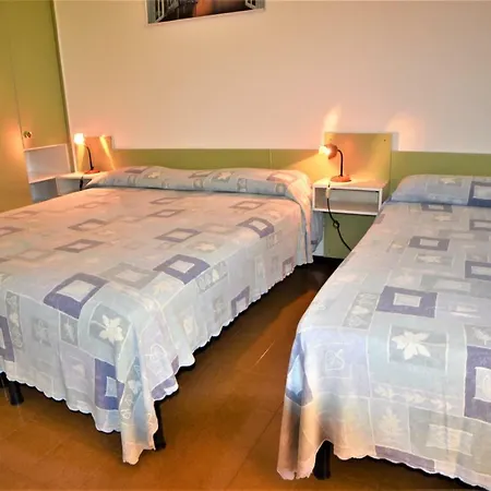 Villaggio Anna *